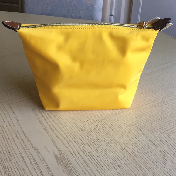 🎉2X HOST PICK 🎉 Michael Kors Citrus Travel Pouch - Picture 2 of 9